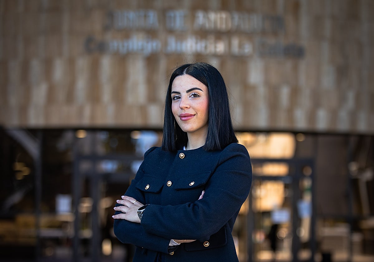 La abogada granadina que ha logrado reducir 40 años la condena de un preso